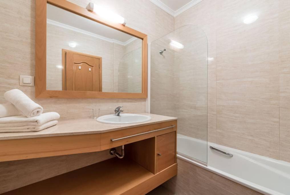 Deluxe Oceano Azul Apartment Портиман Екстериор снимка